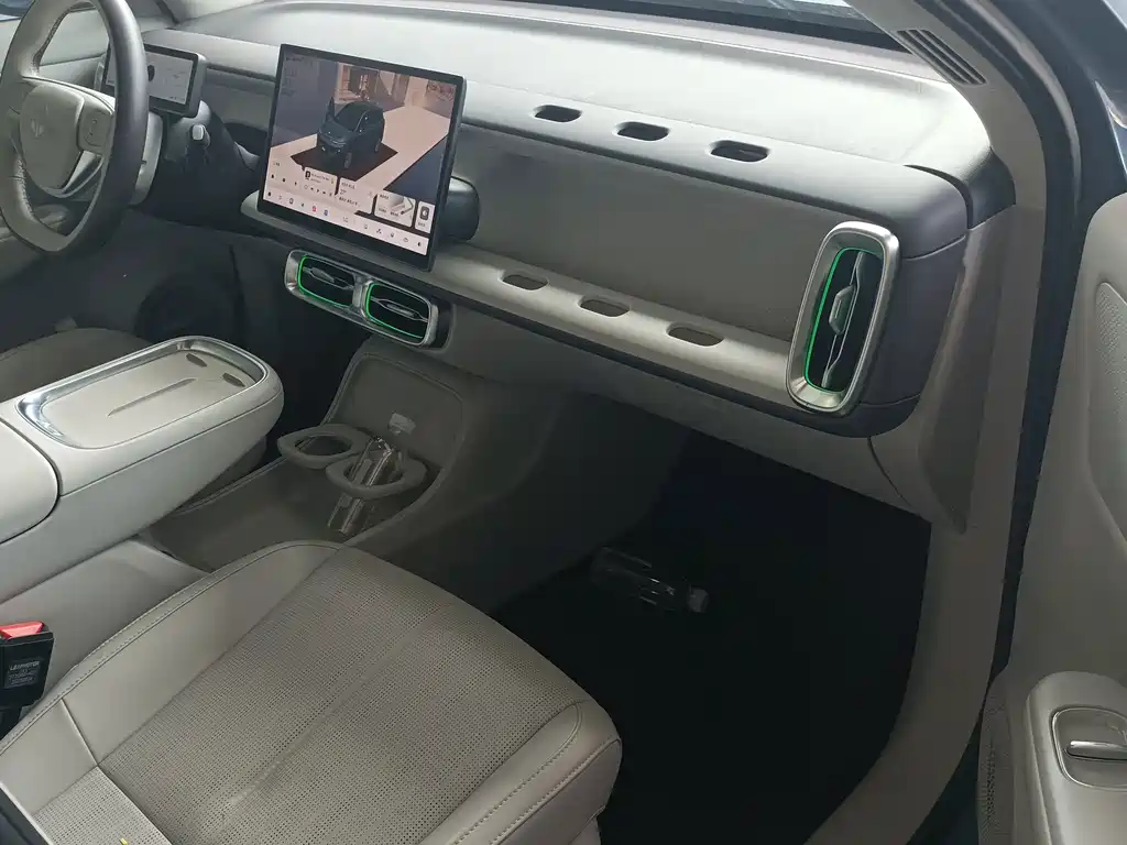 Leapmotor Leapmotor B10 — миниатюра 9