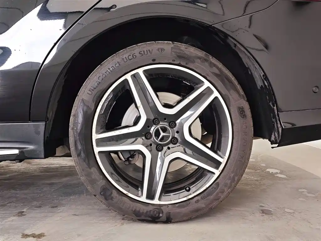 MERCEDES-BENZ GLE AMG