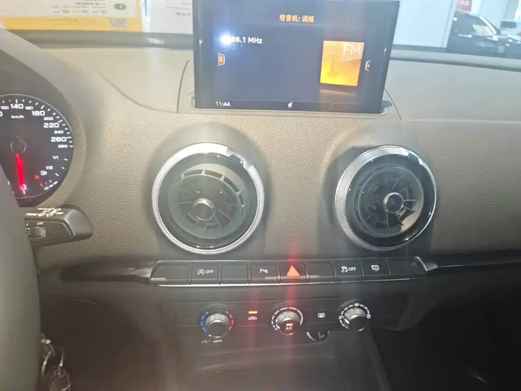 Audi A3 — миниатюра 13
