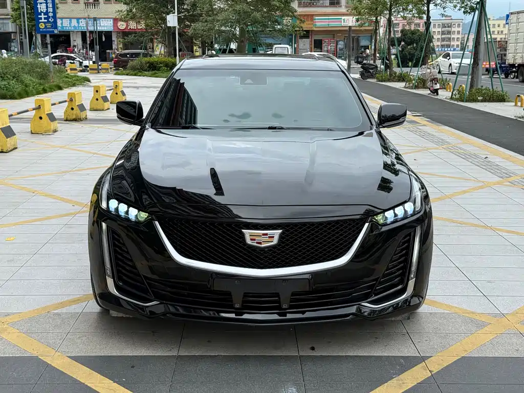 Cadillac CT5 — миниатюра 2