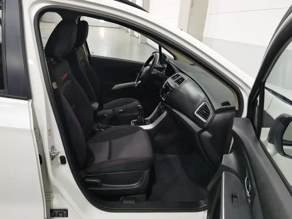 Suzuki S-Cross — миниатюра 23