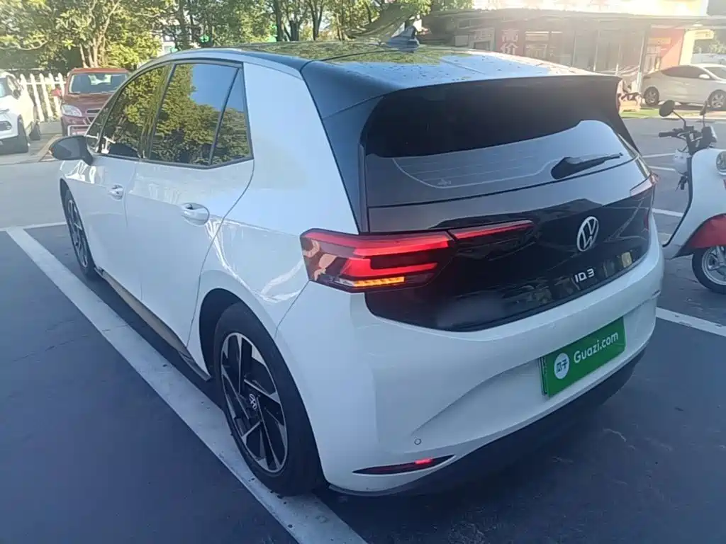 Volkswagen ID.3 — миниатюра 5