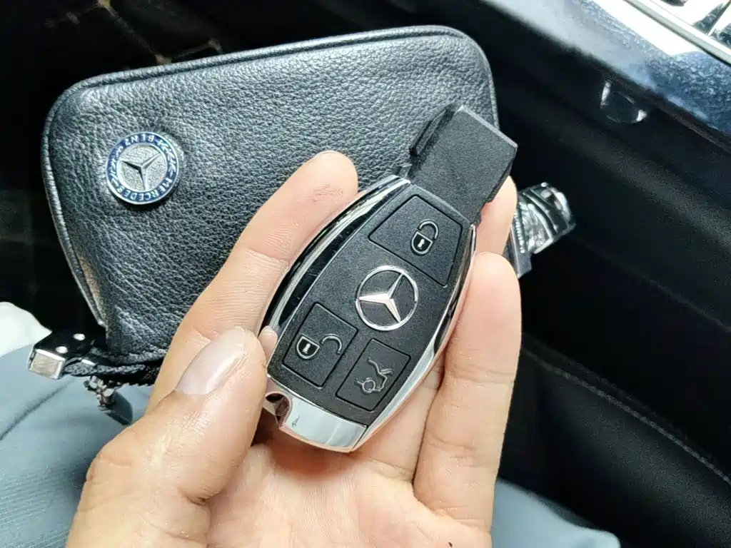 Mercedes-Benz C-Class — миниатюра 13