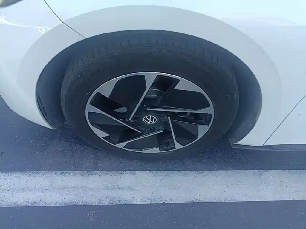 Volkswagen ID.3 — миниатюра 23
