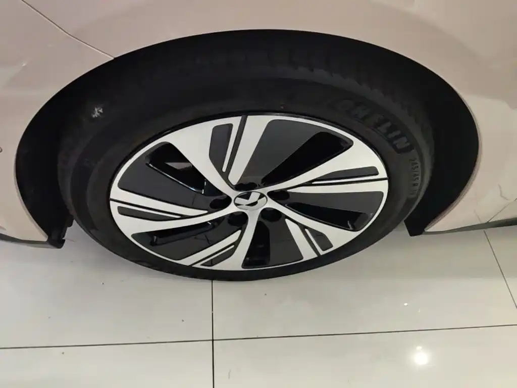 NIO ET5 — миниатюра 23