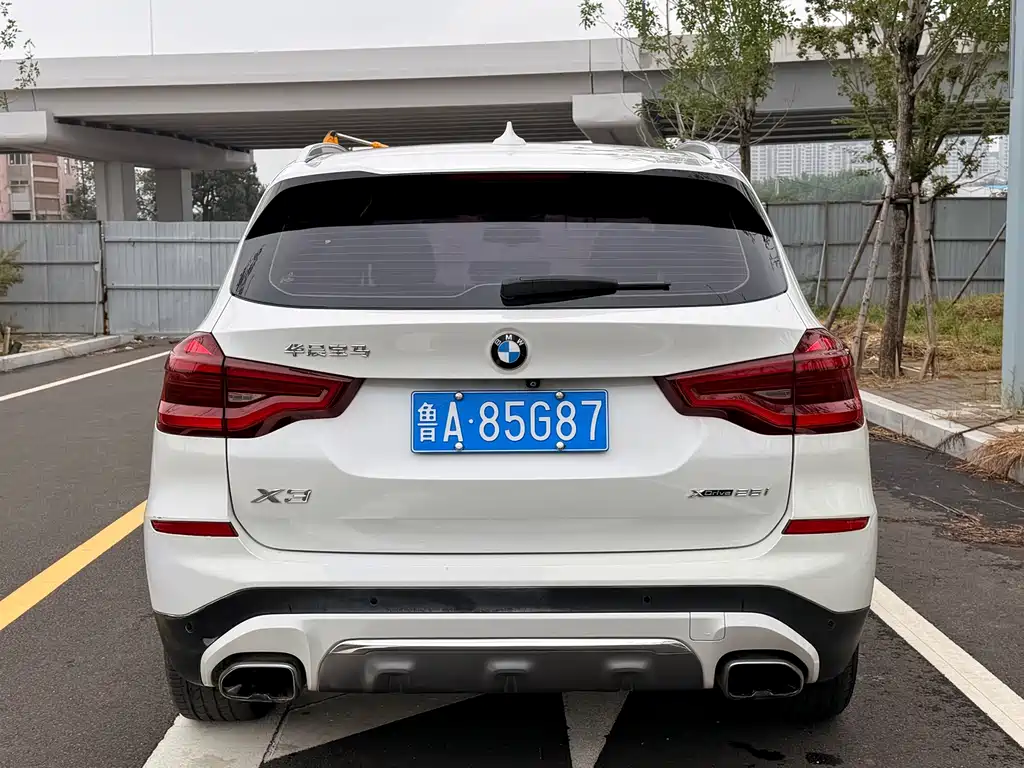 BMW X3 — миниатюра 5