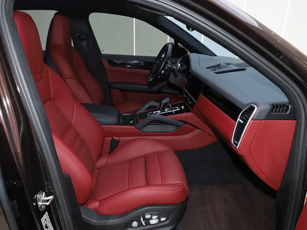 Porsche Cayenne 2018 Cayenne 3.0T