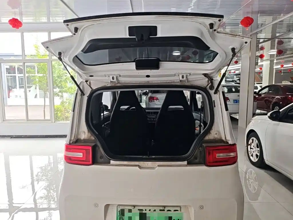 Wuling MINIEV — миниатюра 19