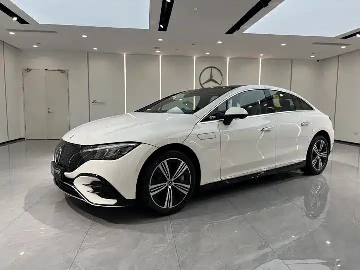 Mercedes-Benz EQE 2025
