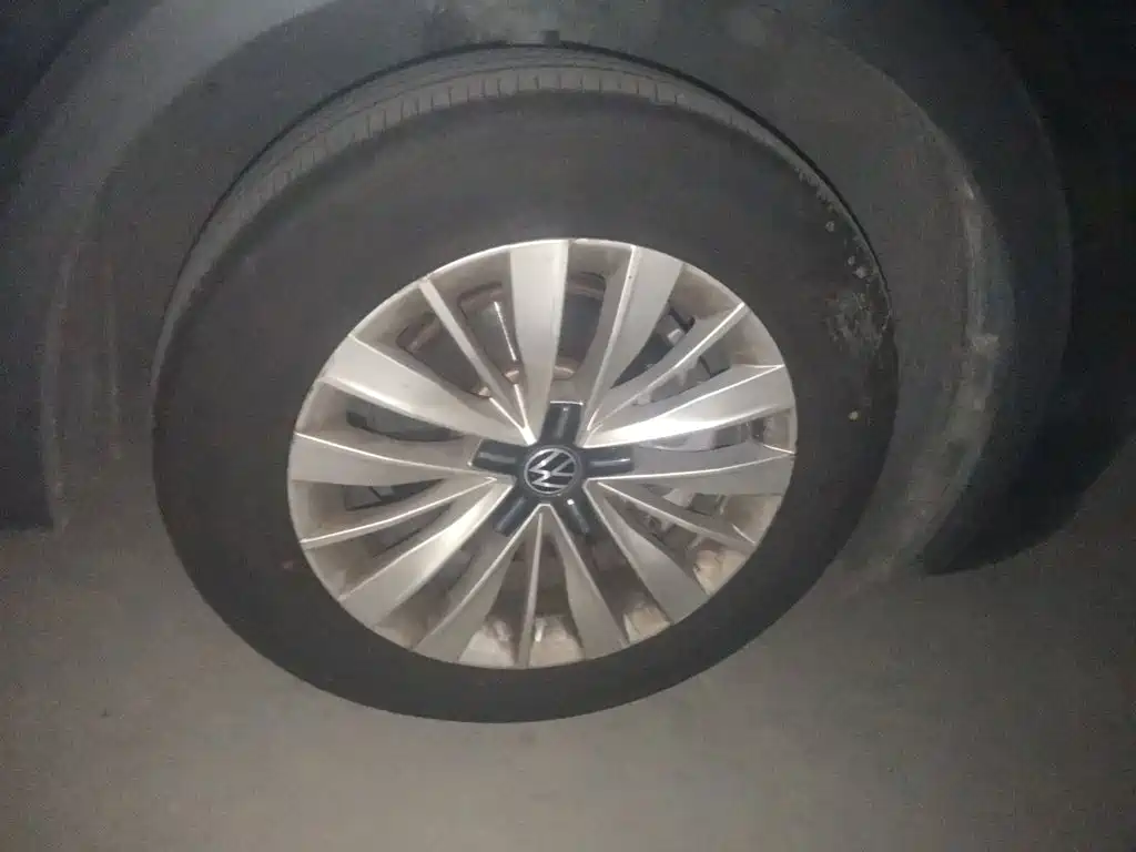 Volkswagen Viloran — миниатюра 24