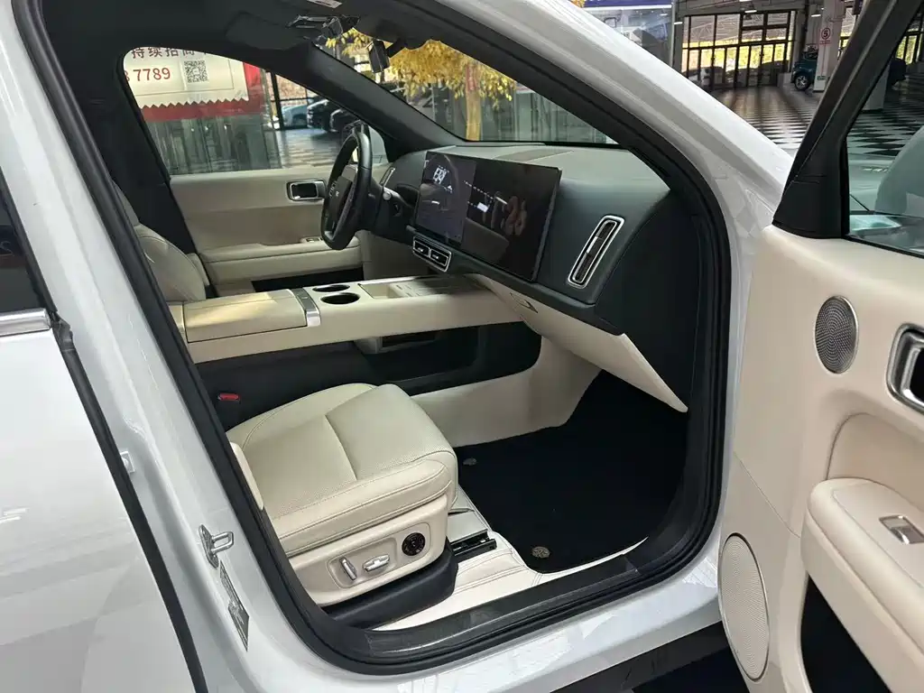 Li Auto Li L6 — миниатюра 21