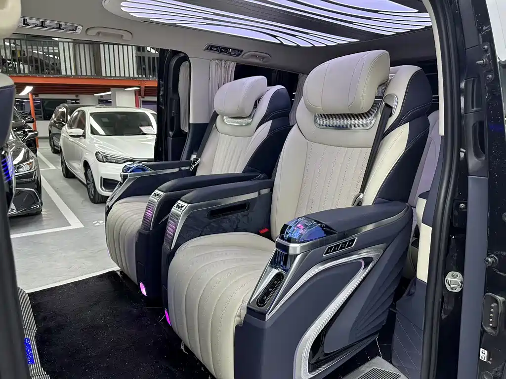 Mercedes-Benz Vito 2016 2.0T Elite