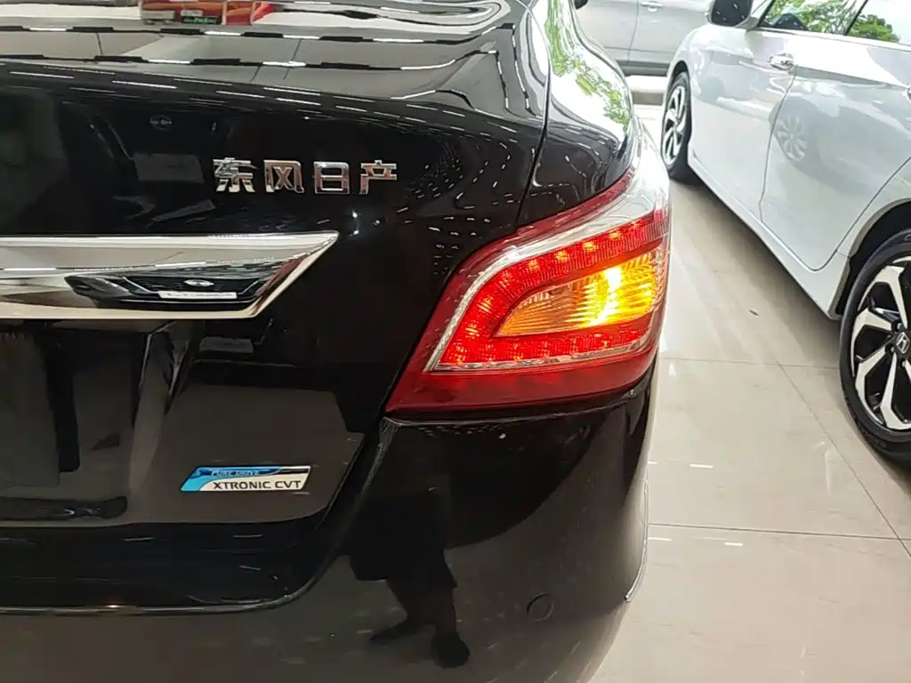 Nissan Teana — миниатюра 8