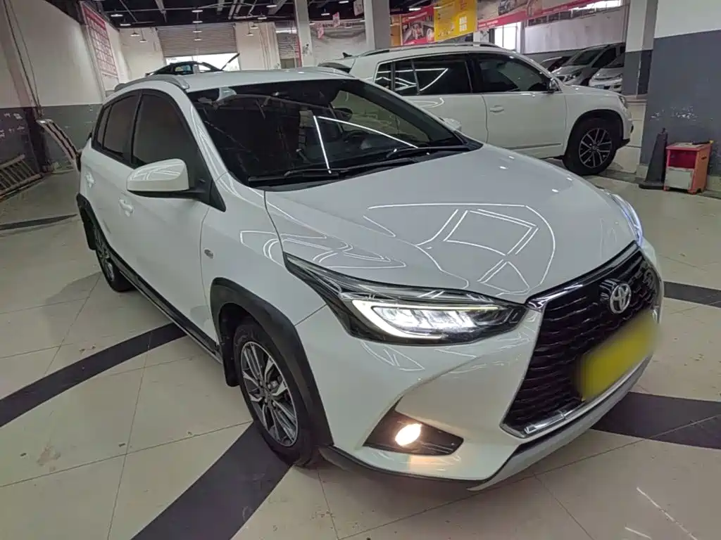 Toyota Yaris L — миниатюра 4