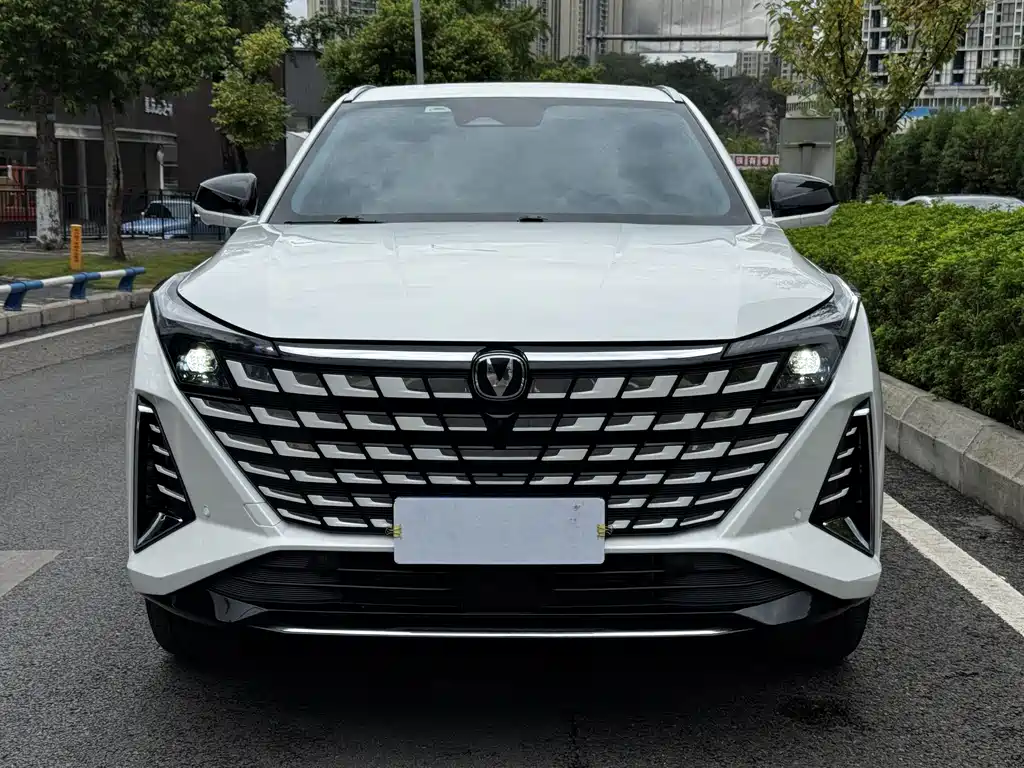 Changan UNI-Z — миниатюра 2