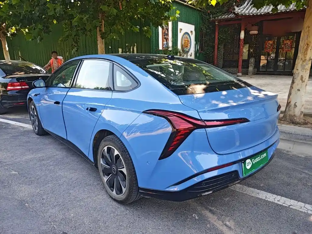 Hongqi Hongqi Tiangong 05 — миниатюра 5