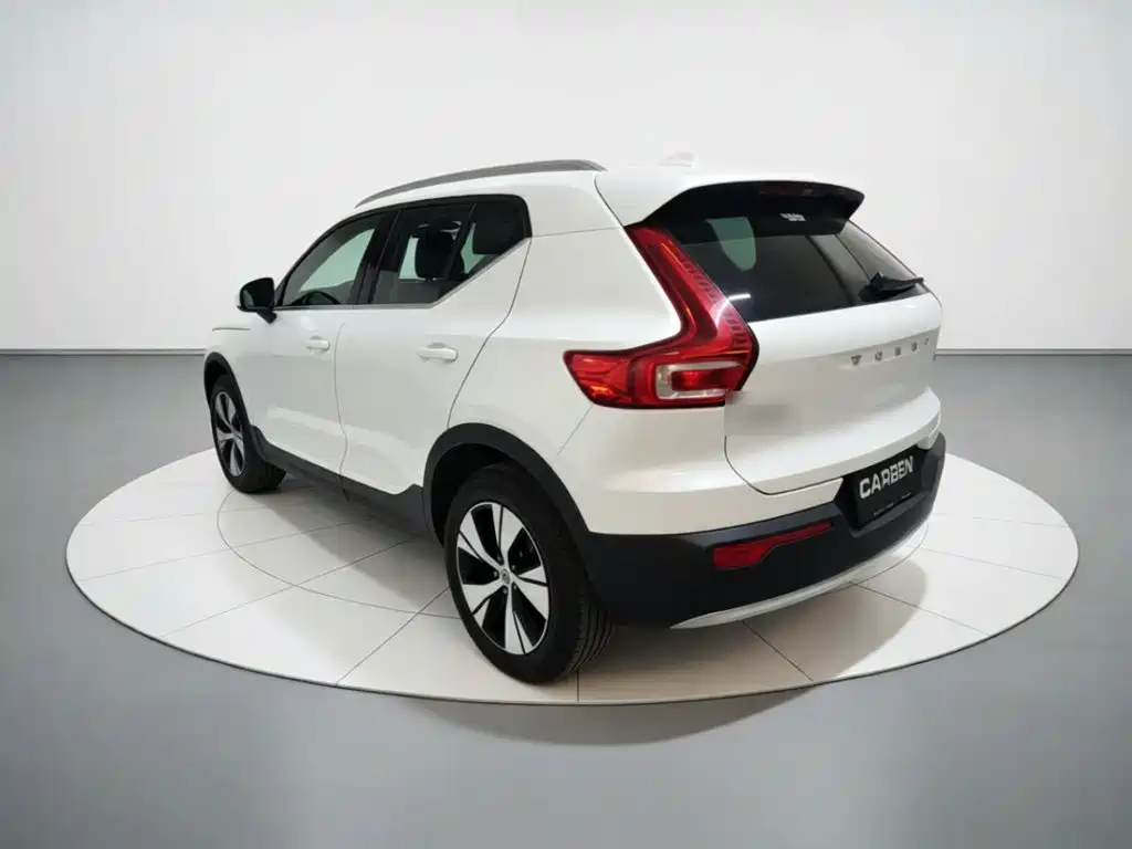 Volvo XC40 — миниатюра 4