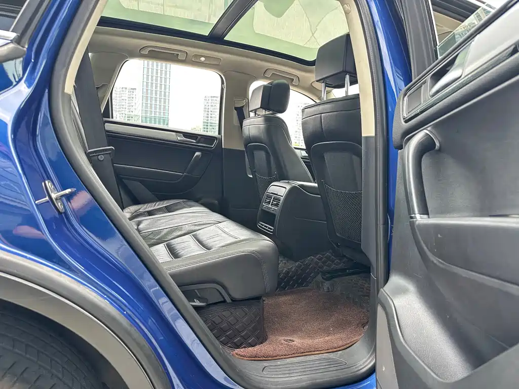 Volkswagen Touareg — миниатюра 24