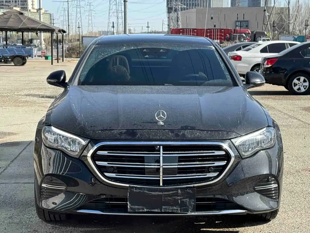 Mercedes-Benz E-Class 2025
