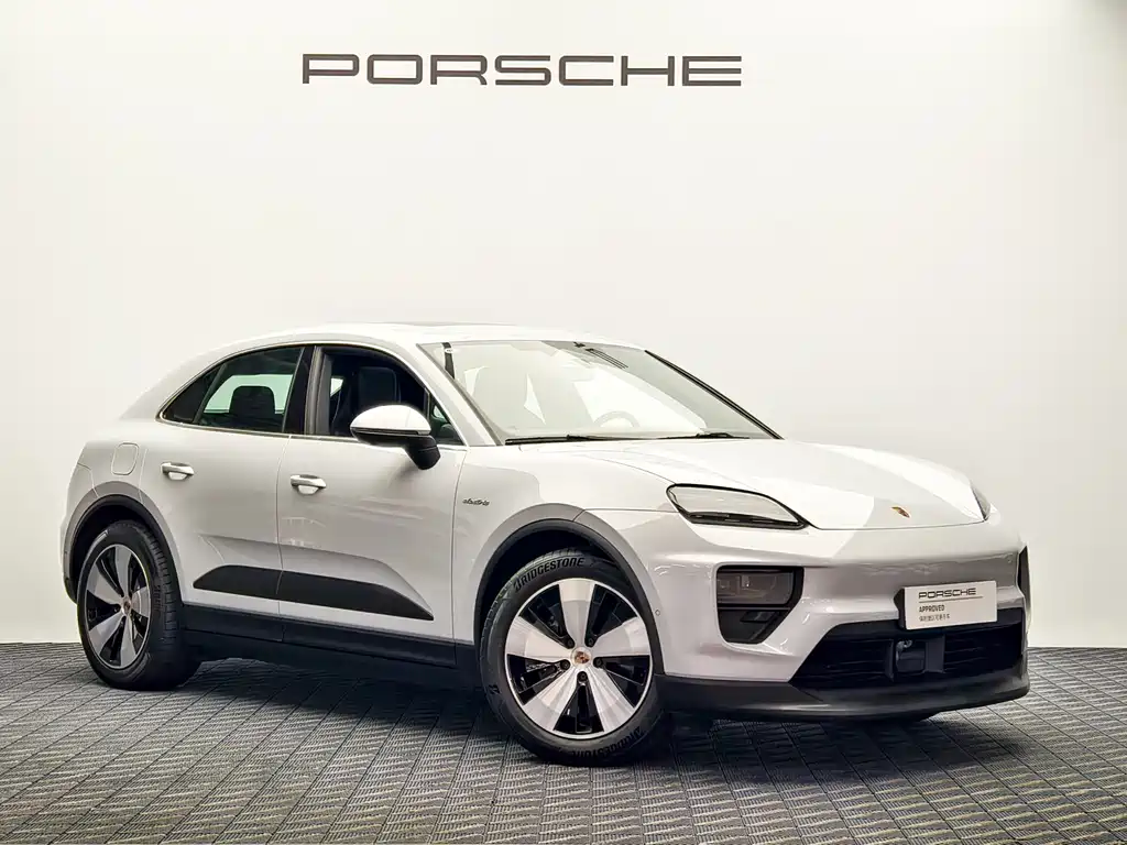 Porsche Macan EV 2024