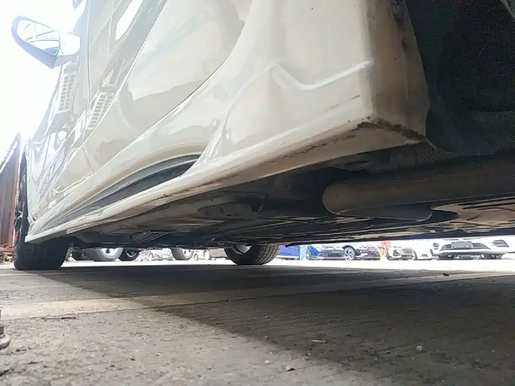 Chevrolet Malibu XL — миниатюра 22