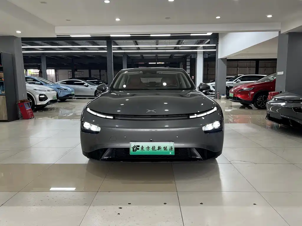 XPeng P7 — миниатюра 2