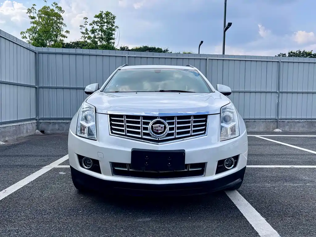 Cadillac SRX — миниатюра 2