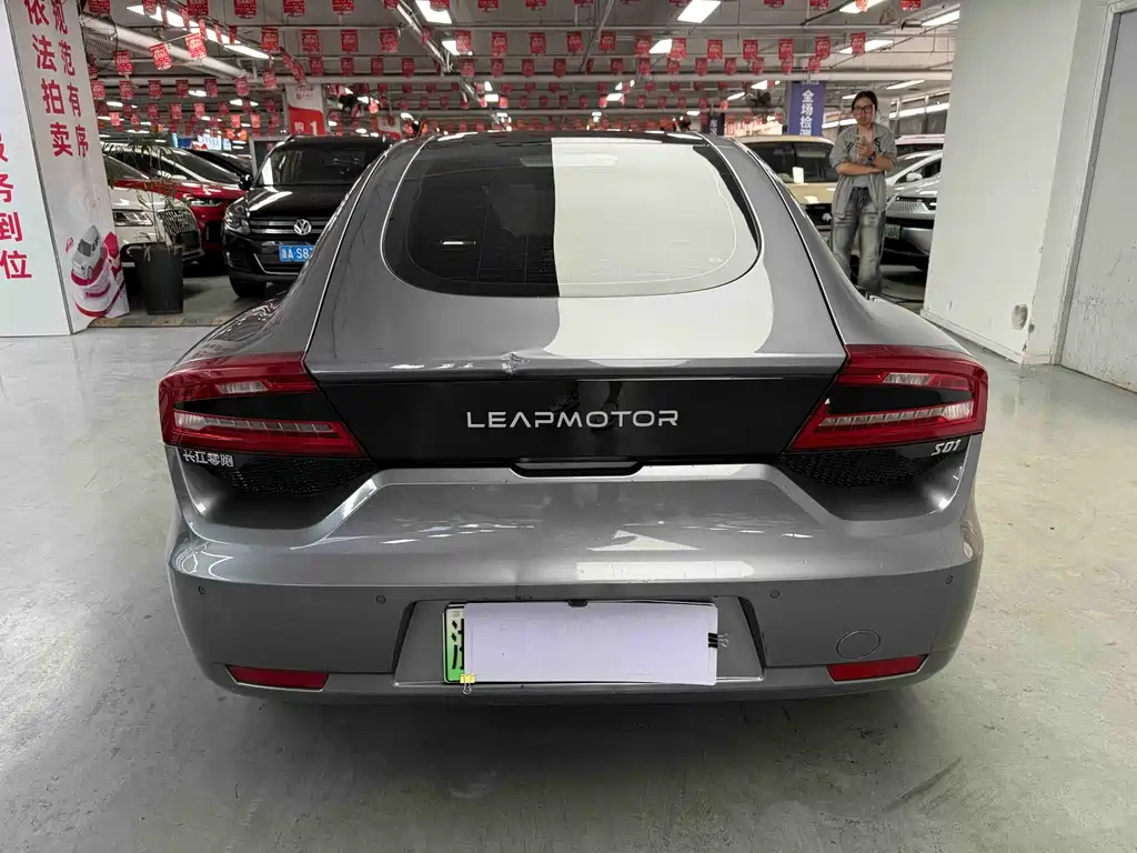 Leapmotor Leapmotor S01 — миниатюра 10
