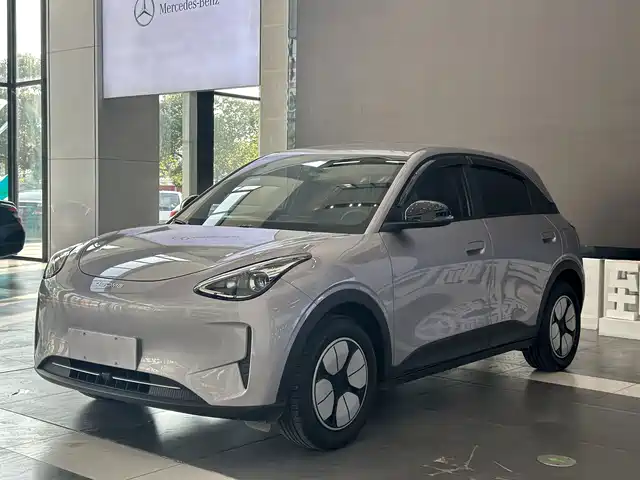 2025 Geely Xingyuan
