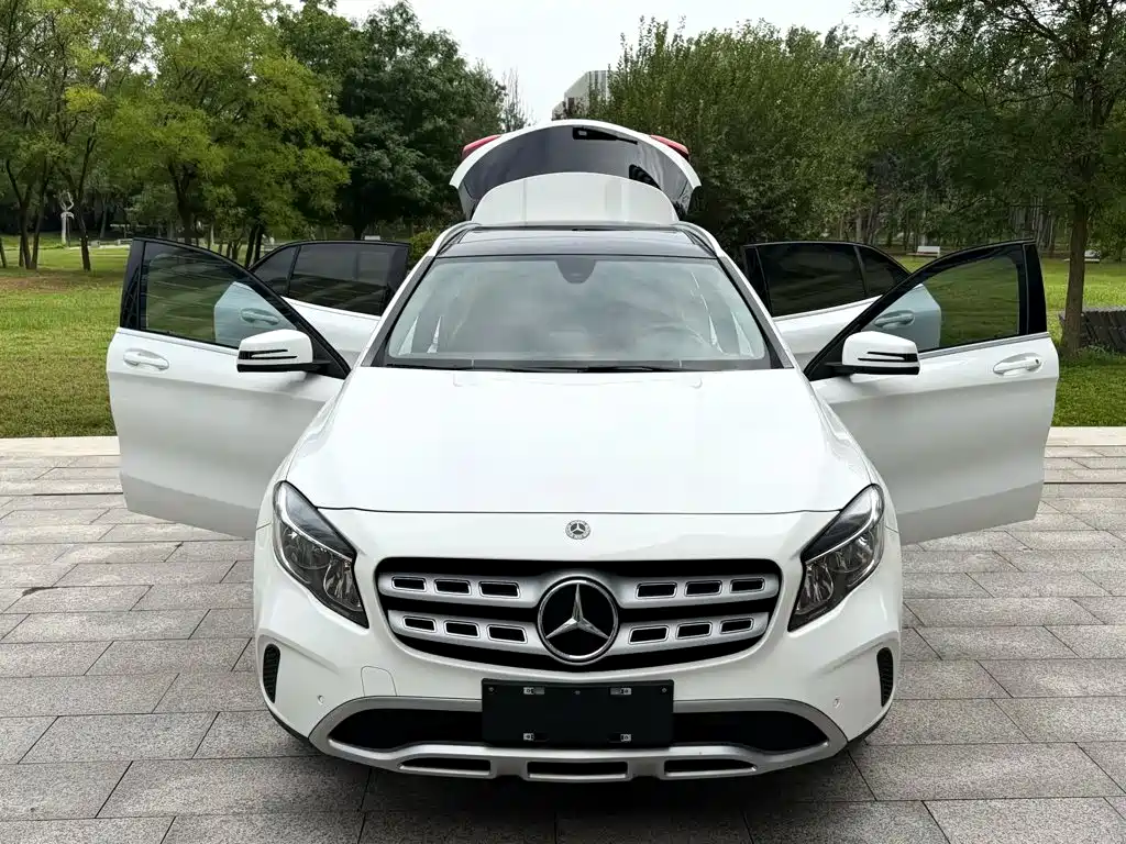 Mercedes-Benz GLA — миниатюра 2
