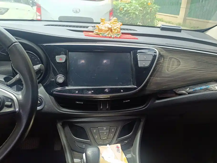 Buick Envision Plus — миниатюра 13