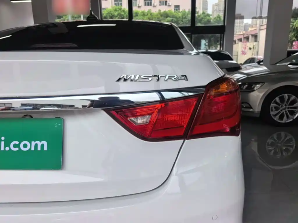 Hyundai Mistra — миниатюра 8