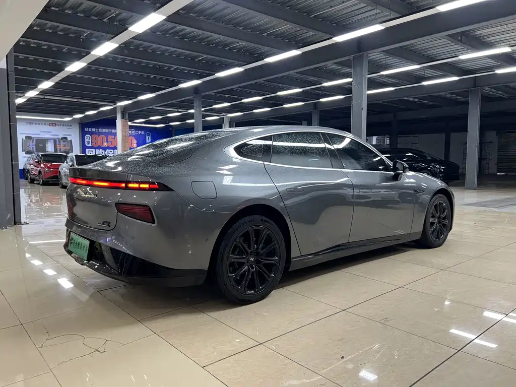 XPeng P7 — миниатюра 7