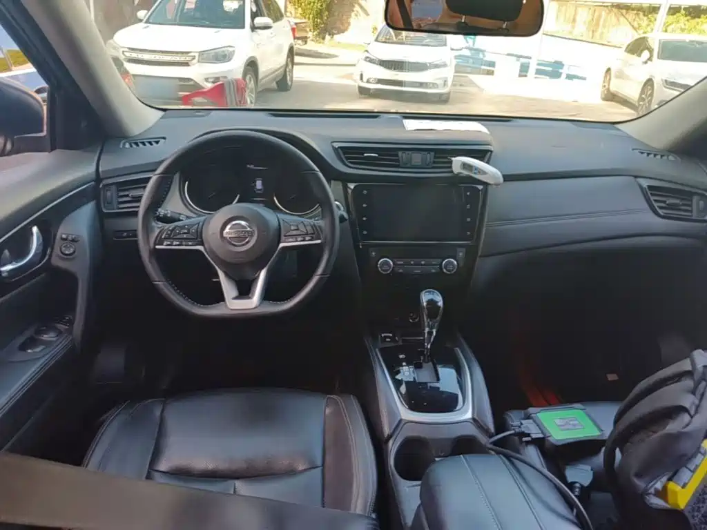 Nissan X-Trail — миниатюра 10