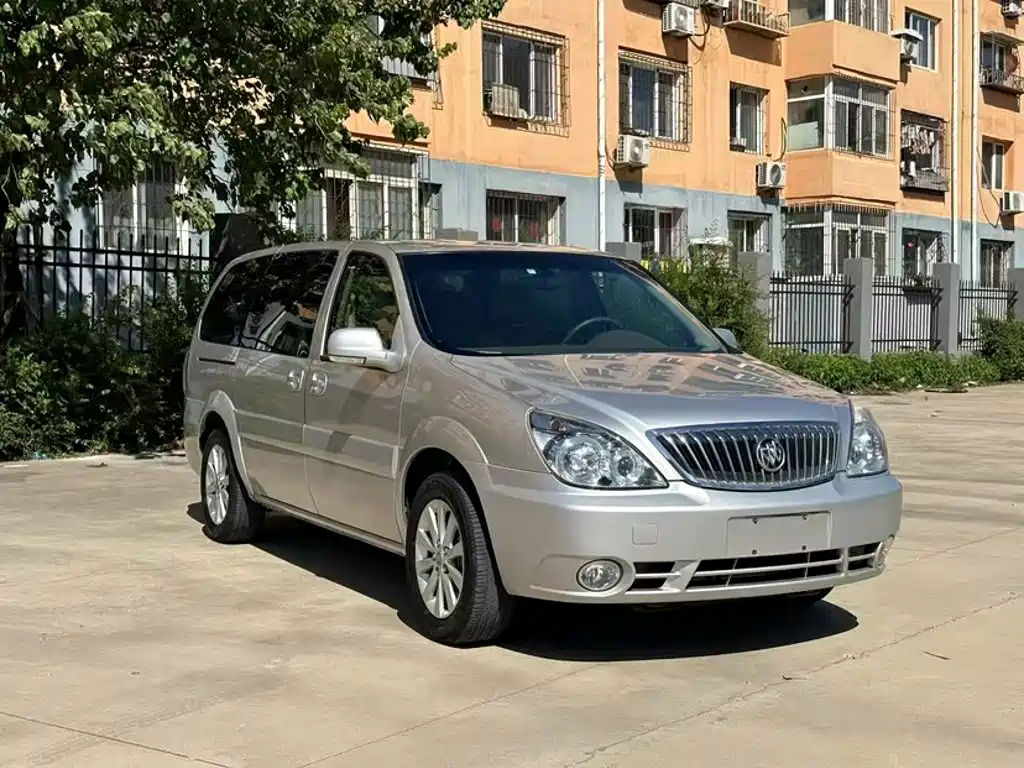 Buick GL8 — миниатюра 25