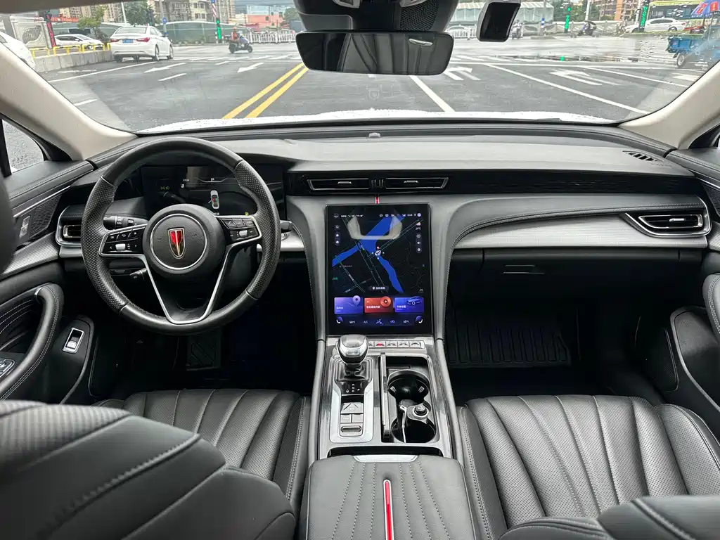 Hongqi Hongqi H5 — миниатюра 6