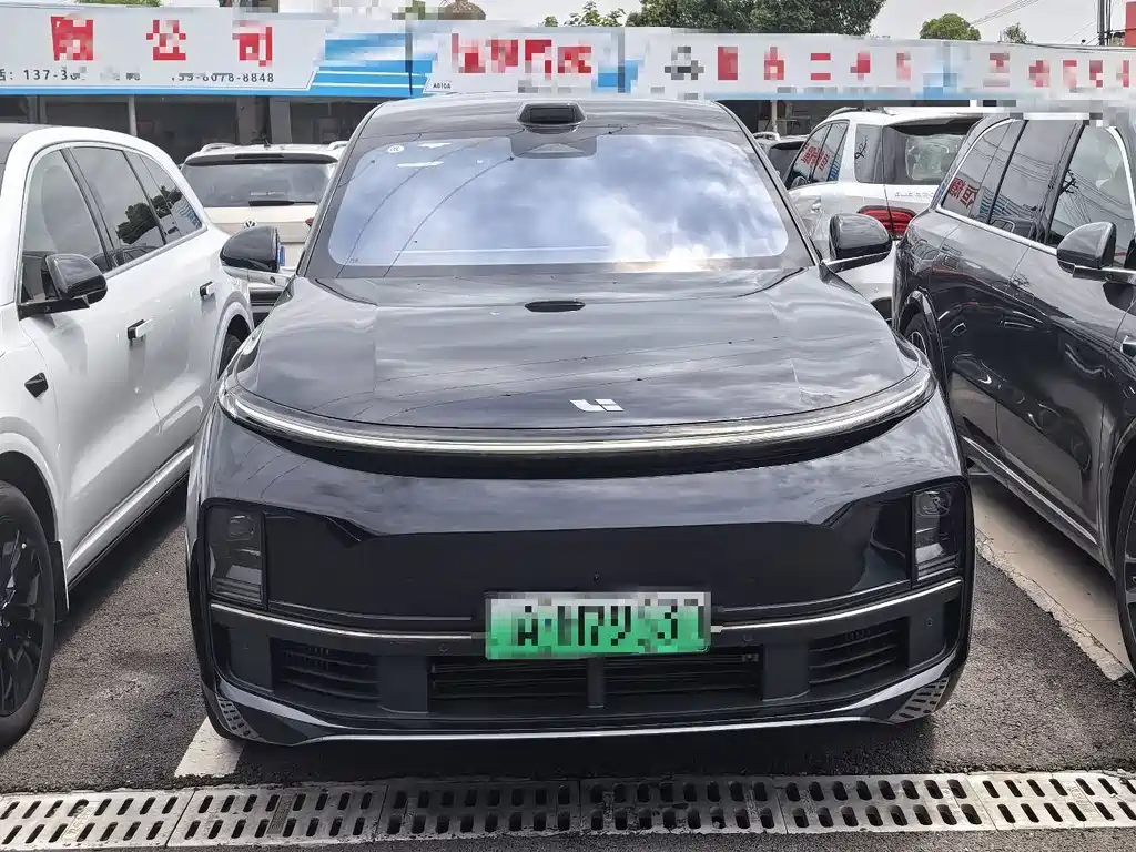 Li Auto Li L9 — миниатюра 2