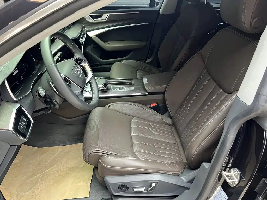 Audi A7L — миниатюра 11