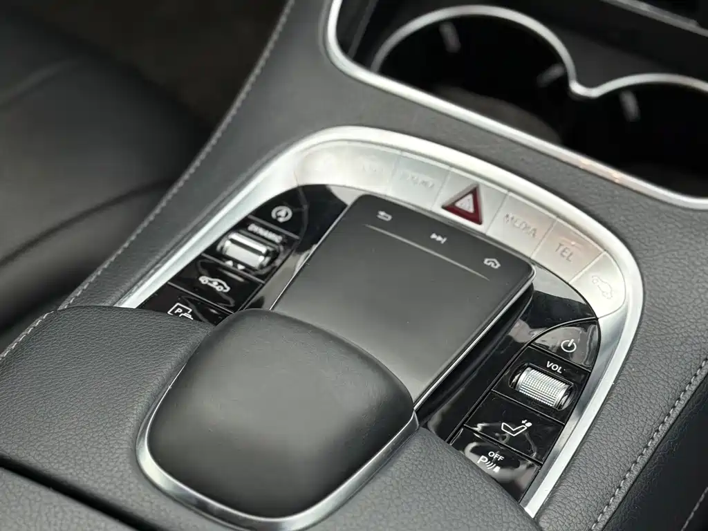 Mercedes-Benz S-Class — миниатюра 12