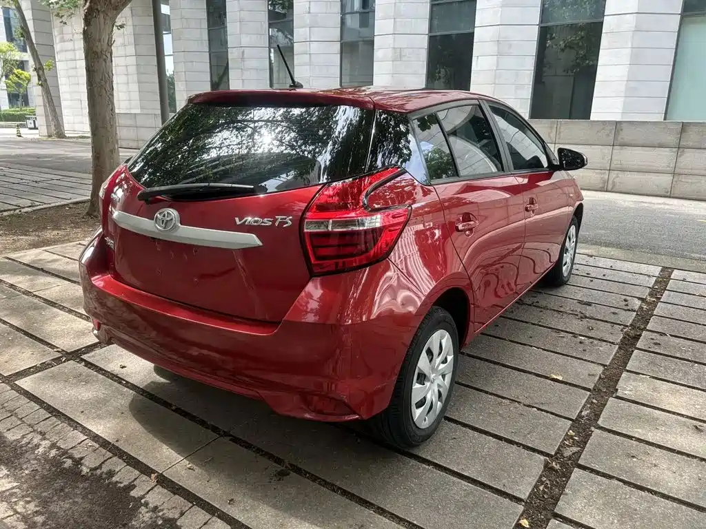 Toyota Vios FS — миниатюра 4