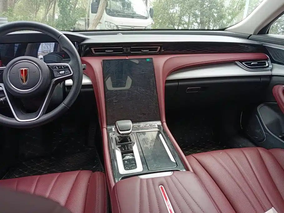Hongqi Hongqi H5 — миниатюра 13