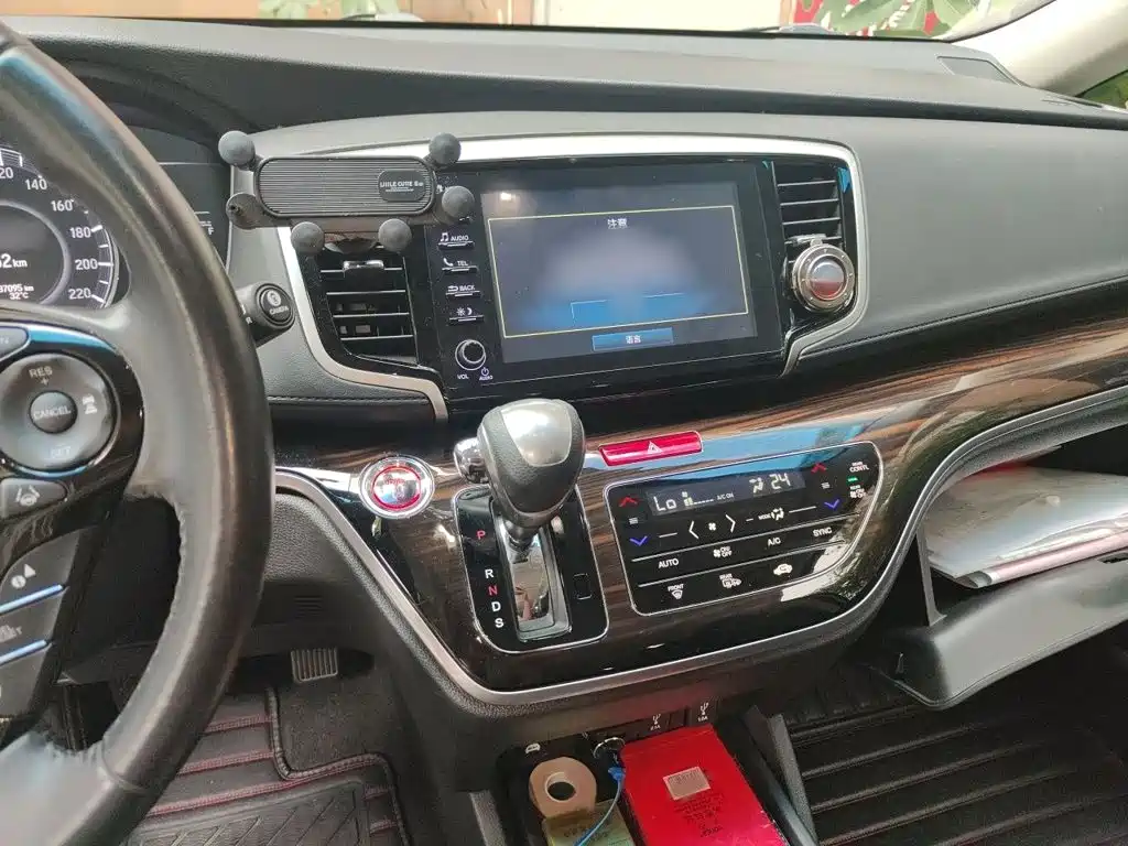 Honda Odyssey — миниатюра 6