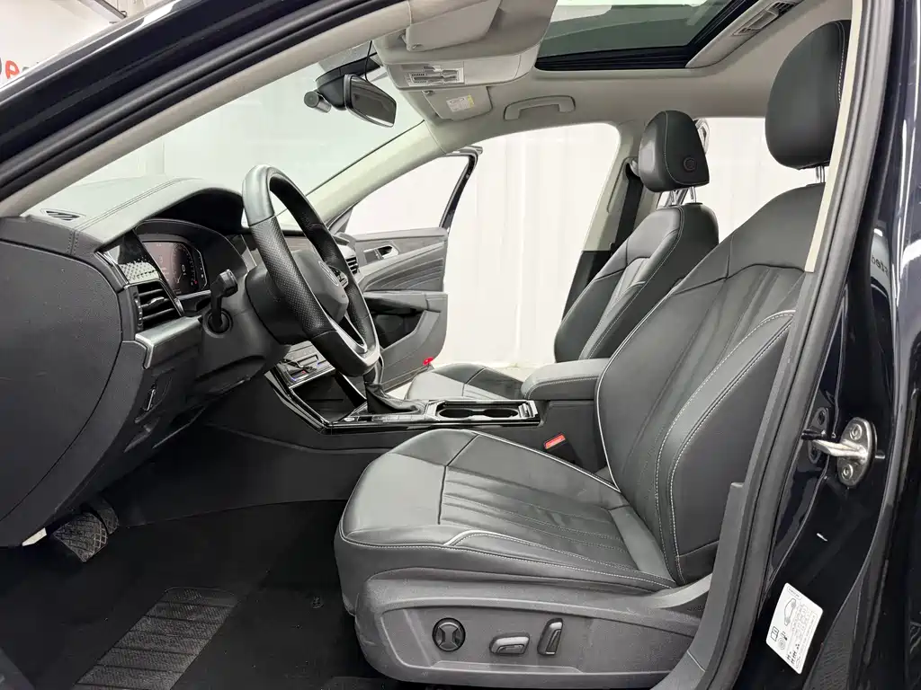 Volkswagen Passat — миниатюра 7