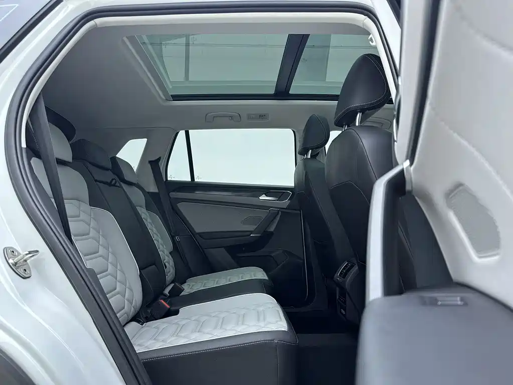 Volkswagen Tayron — миниатюра 10