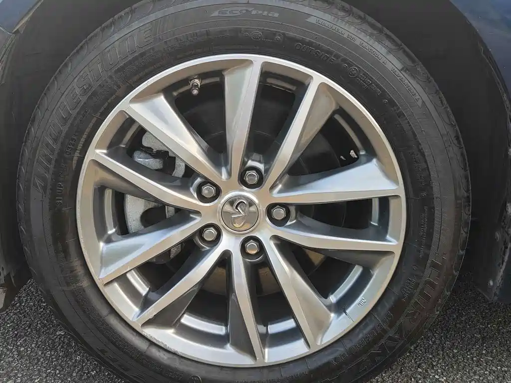 Infiniti Q50L — миниатюра 11