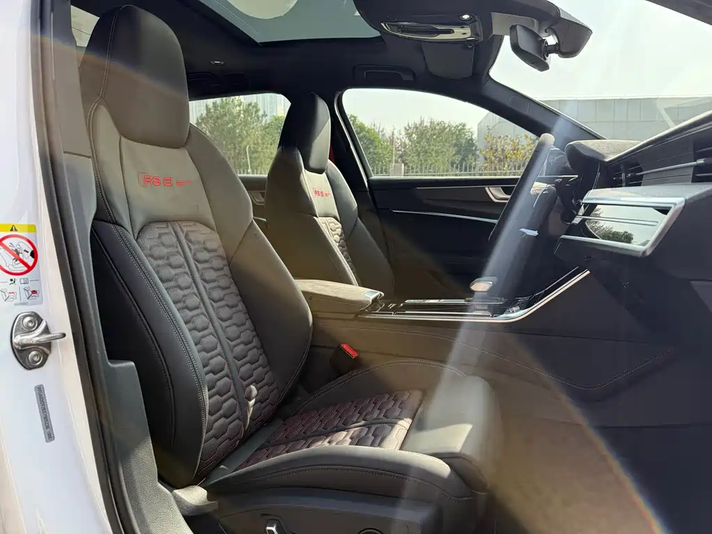 Audi RS 6 — миниатюра 12