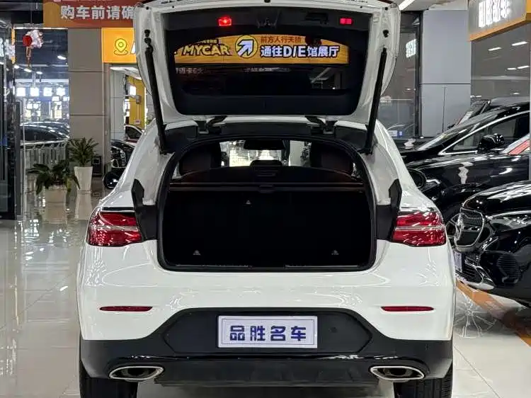 Mercedes-Benz GLC 2019 GLC 260 4MATIC SUV