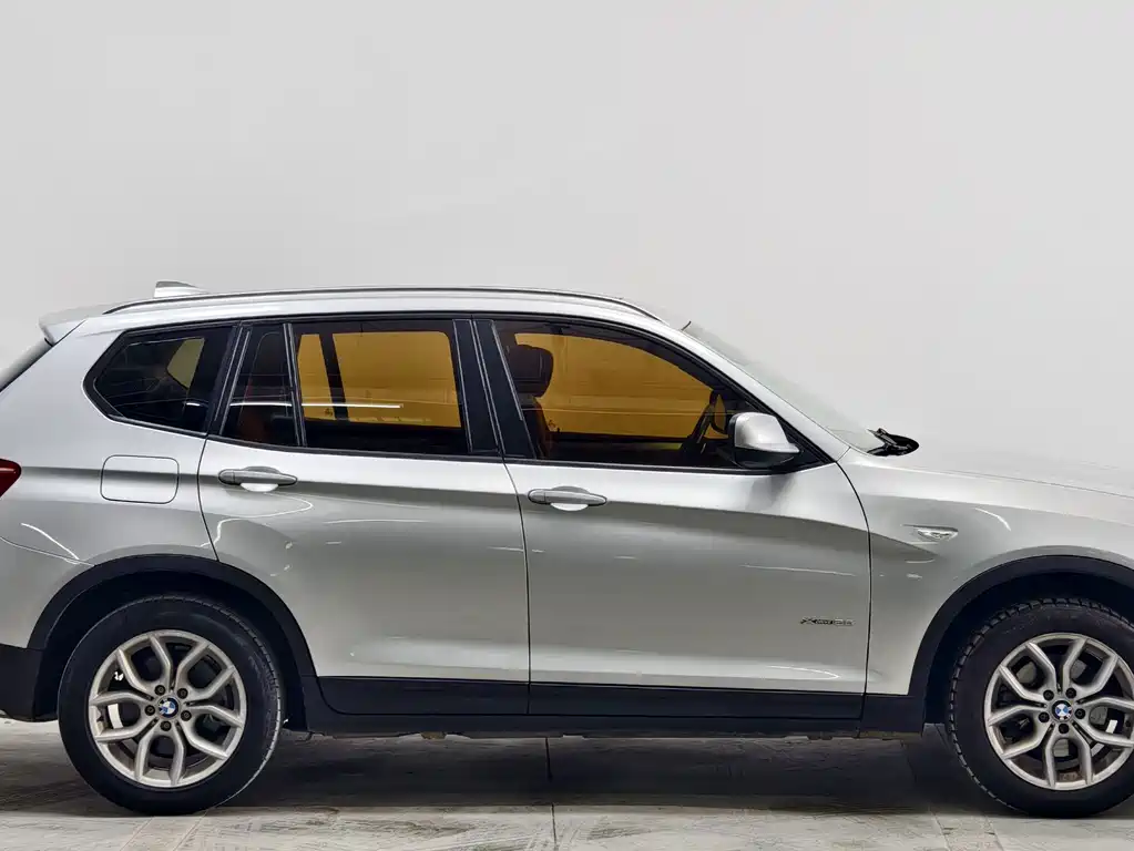 BMW X3 (Import) — миниатюра 8