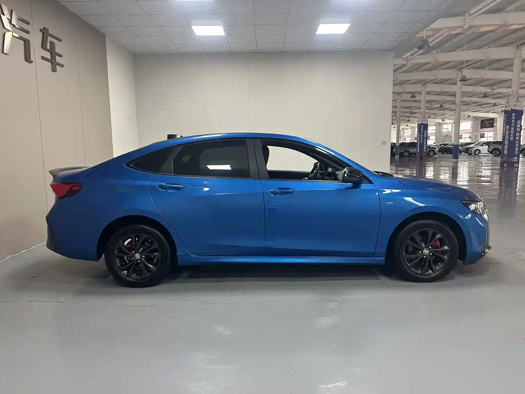 Buick Verano — миниатюра 7