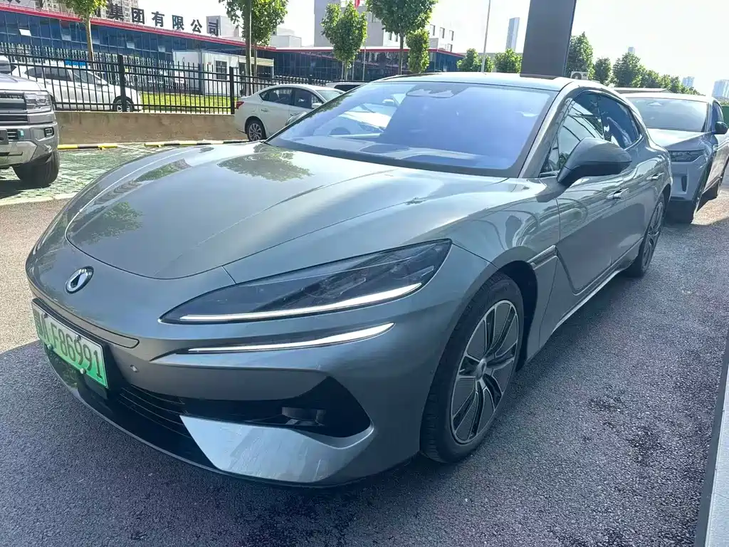 Denza Denza Z9GT 2024